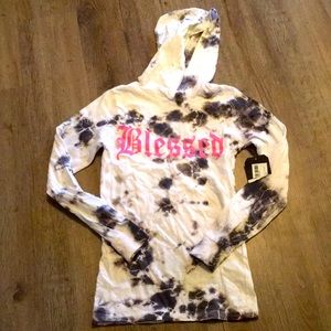 NWT - long sleeve hooded tie dye tee